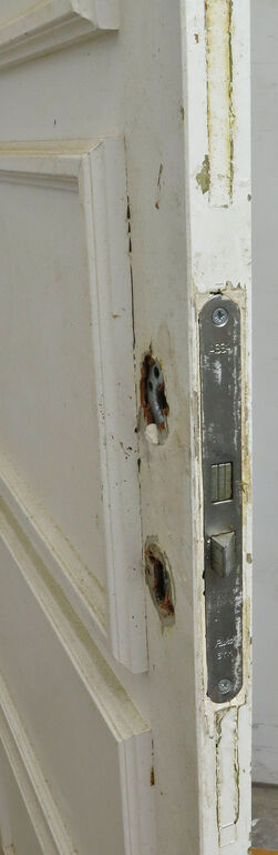 Fyldningsdør med karm