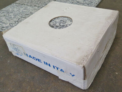 Marmorflise 30,5x30,5x1 cm