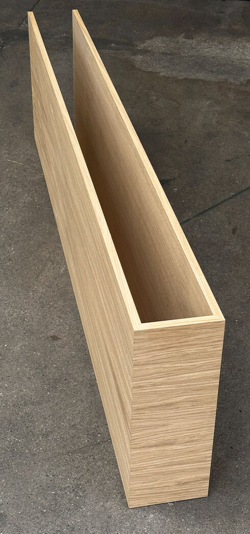 Egefineret MDF kasse 185 cm