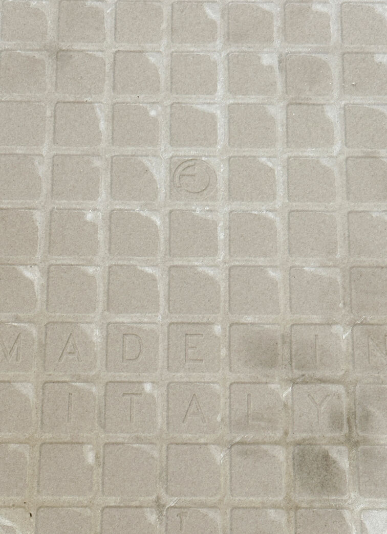 Ny gulvflise råhvid 30x30 cm