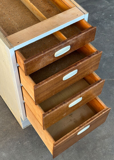 Skuffemodul med overfalsede fronter