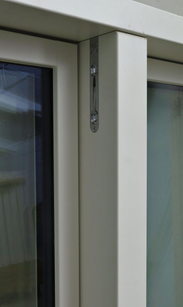 2-fags vindue med redningsåbning fra Vindunor