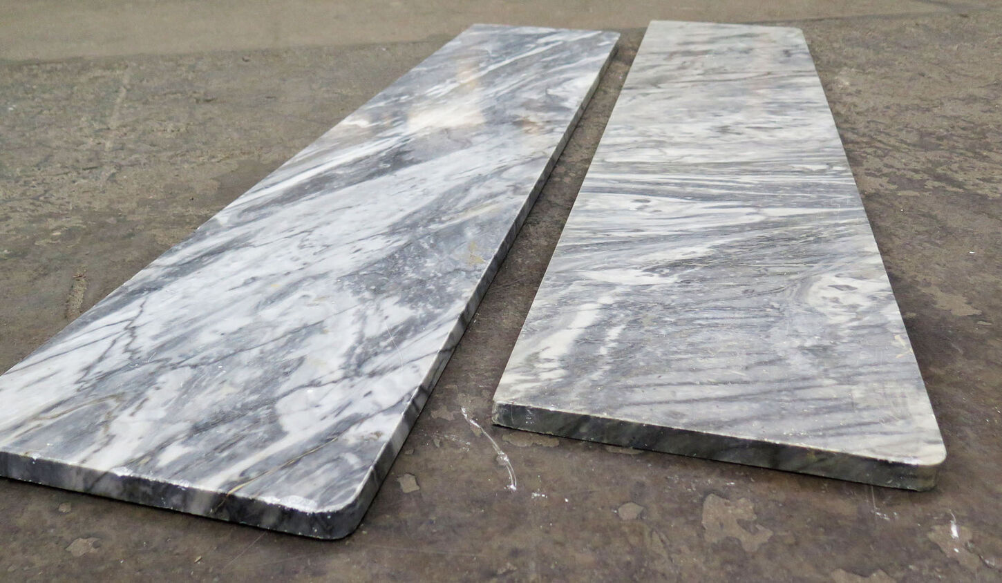 Marmor vindueskarm - 122 cm