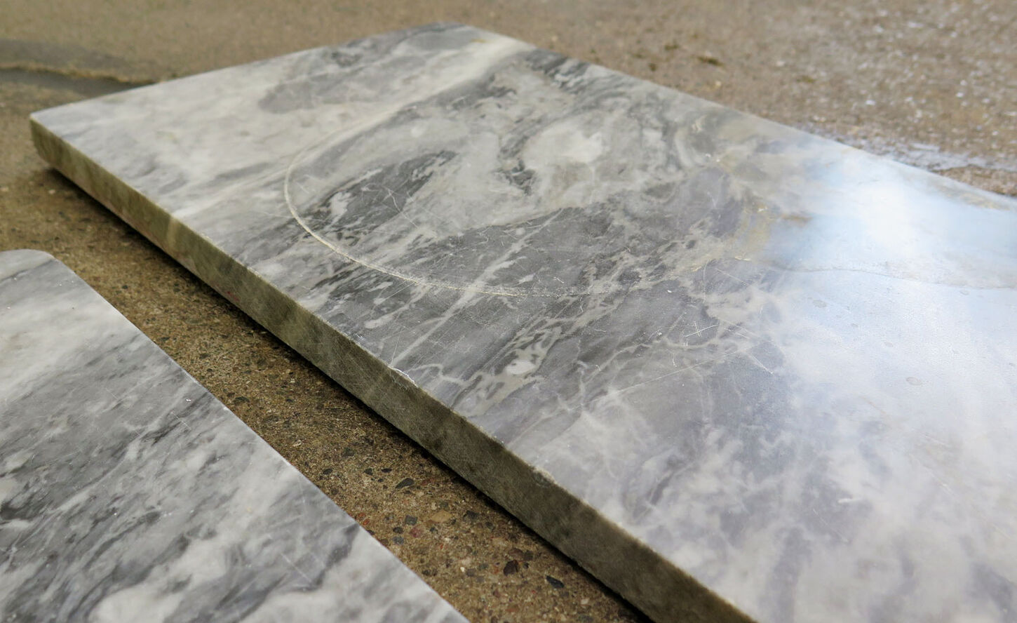 Marmor vindueskarm - 242 cm