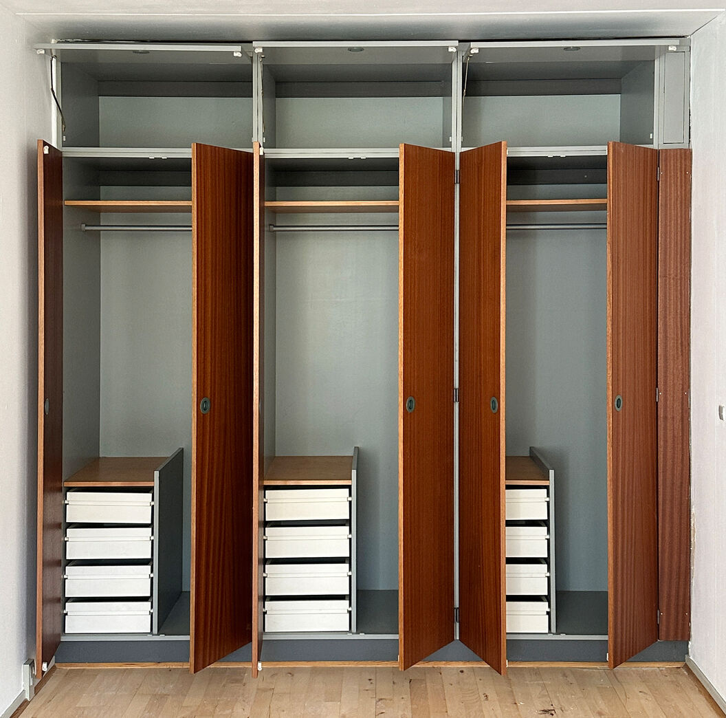 Tectum dobbelt garderobeskab m. skuffer