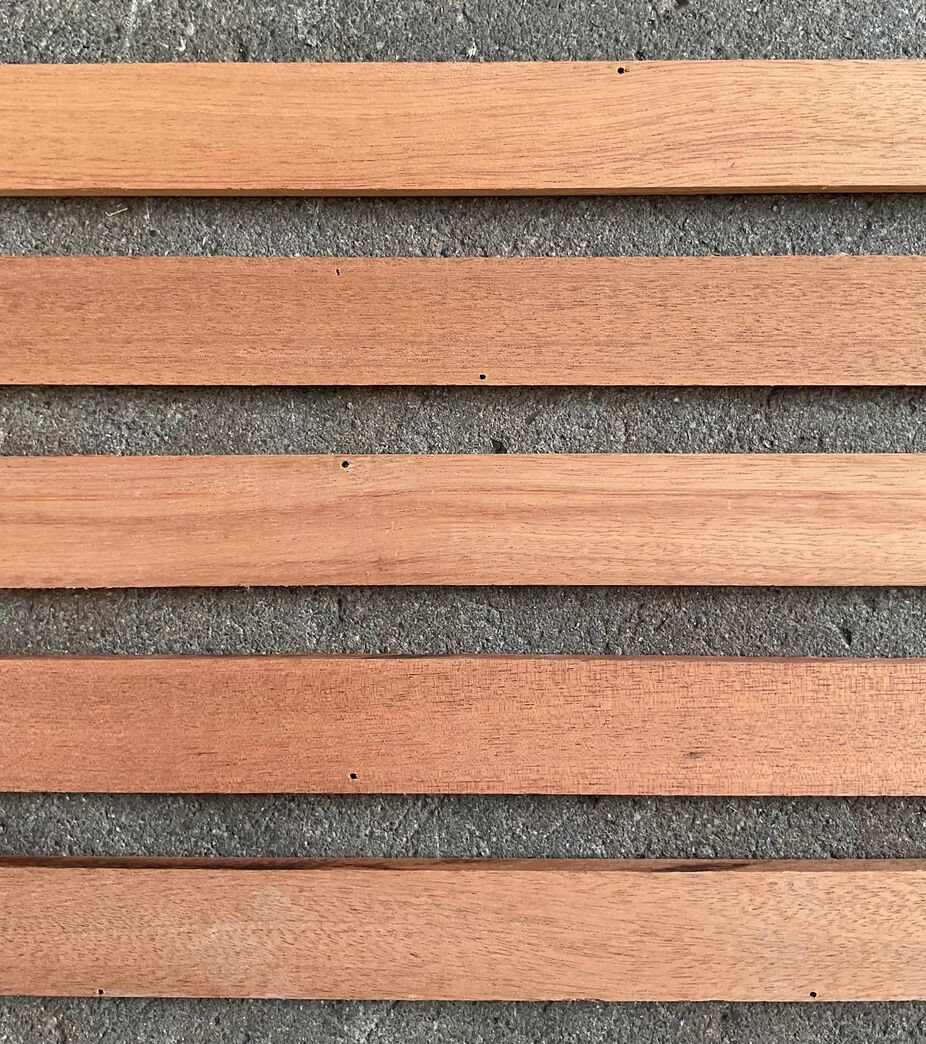 Mahognilister med sømhuller 3,9x1,0x200 cm