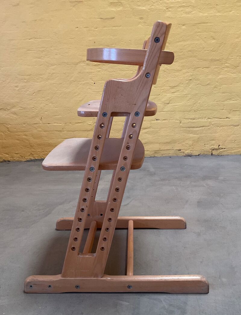 BabyDan højstol med bøjle