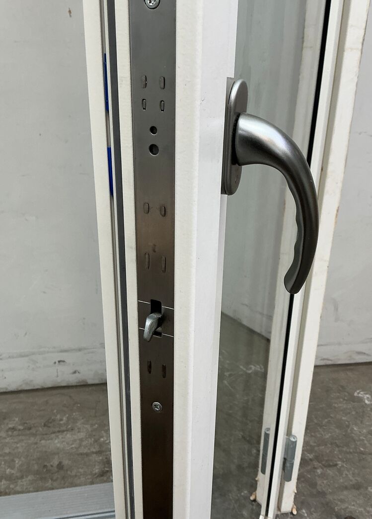 Dobbelt terrassedør med energiglas, højre ind.