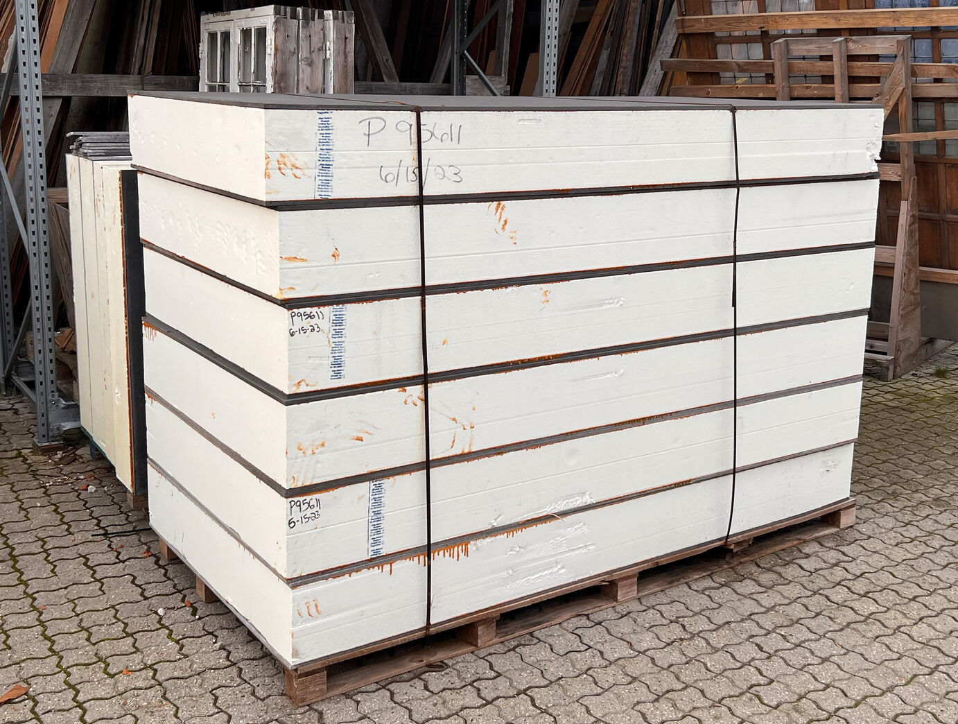 Isoleret byggeplade 122 x 244 cm