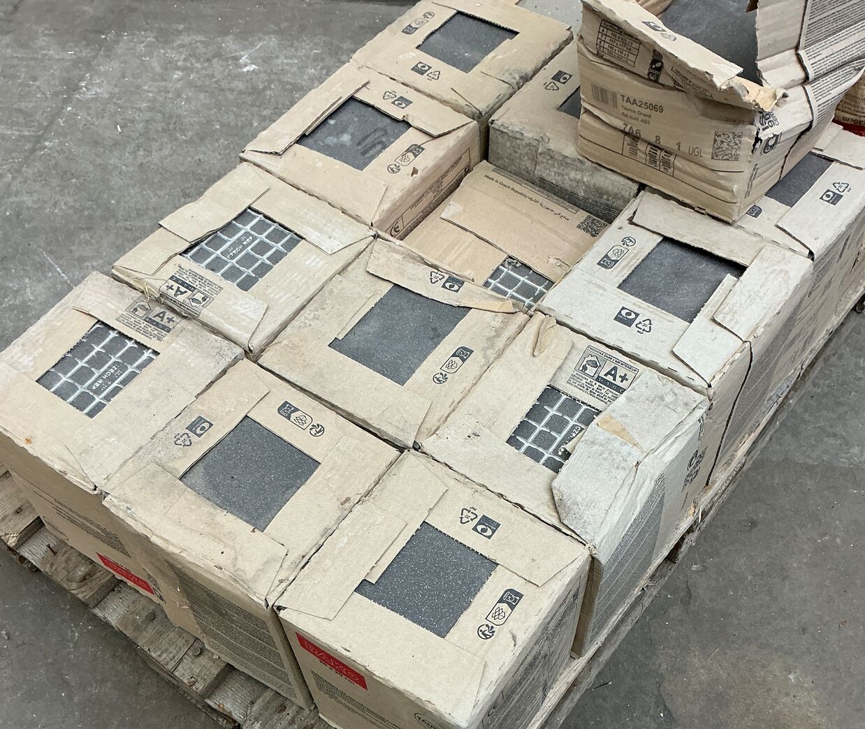 Antracitgrå fliser - 19,8x19,8x7