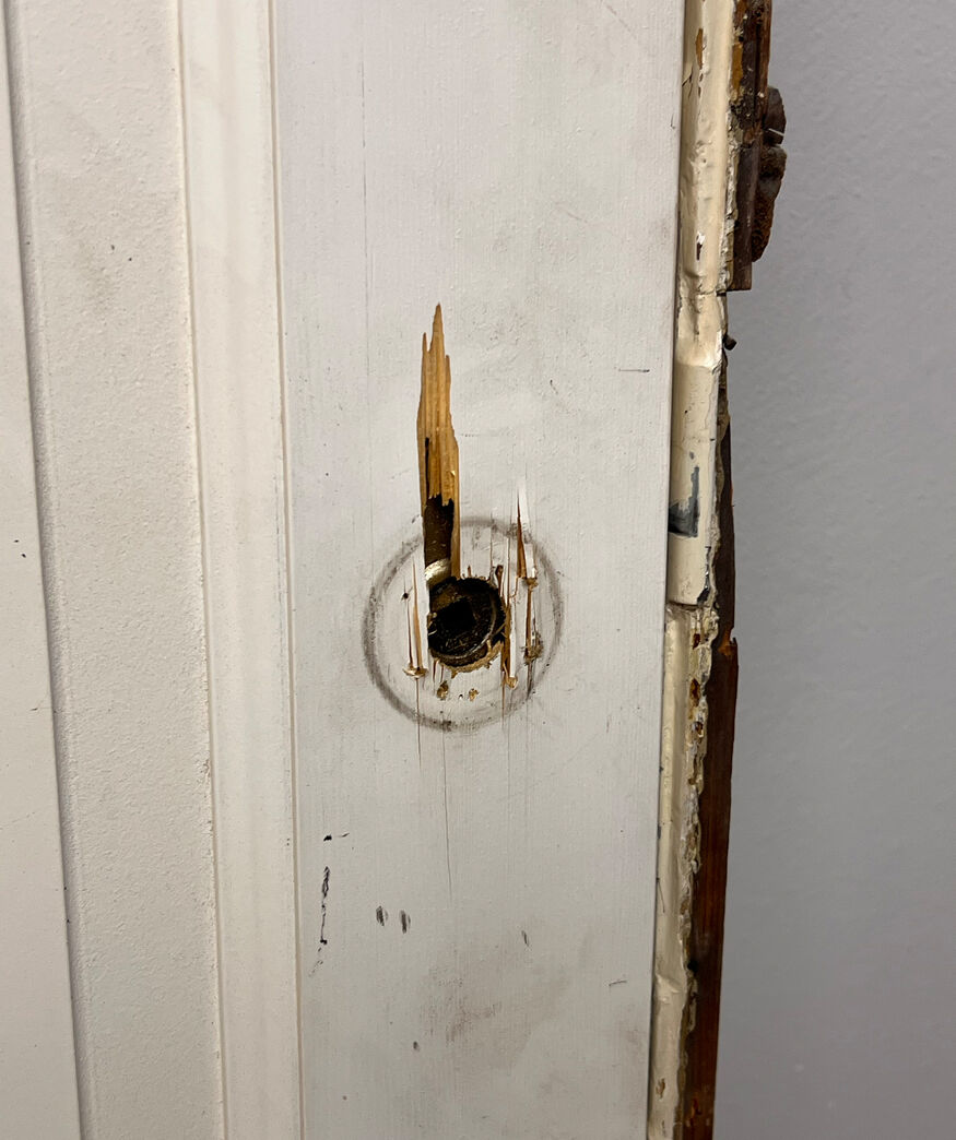 Fyldningsdør med karm