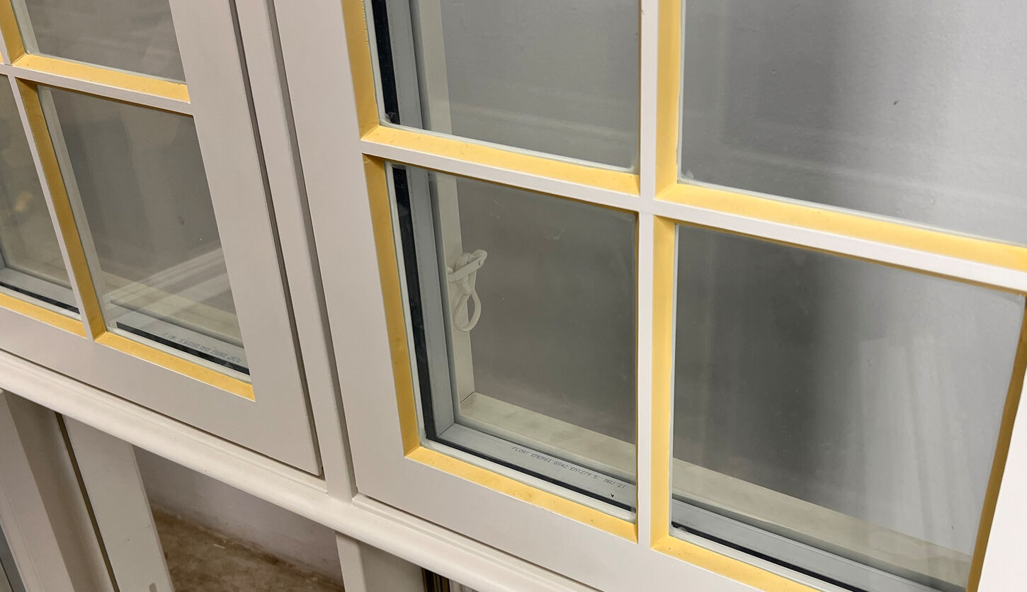 Bøjsø vindue med koblede rammer