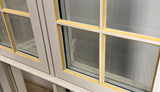 Bøjsø vindue med koblede rammer