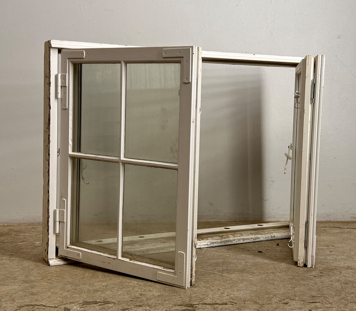 Bøjsø sprossevindue med koblede rammer