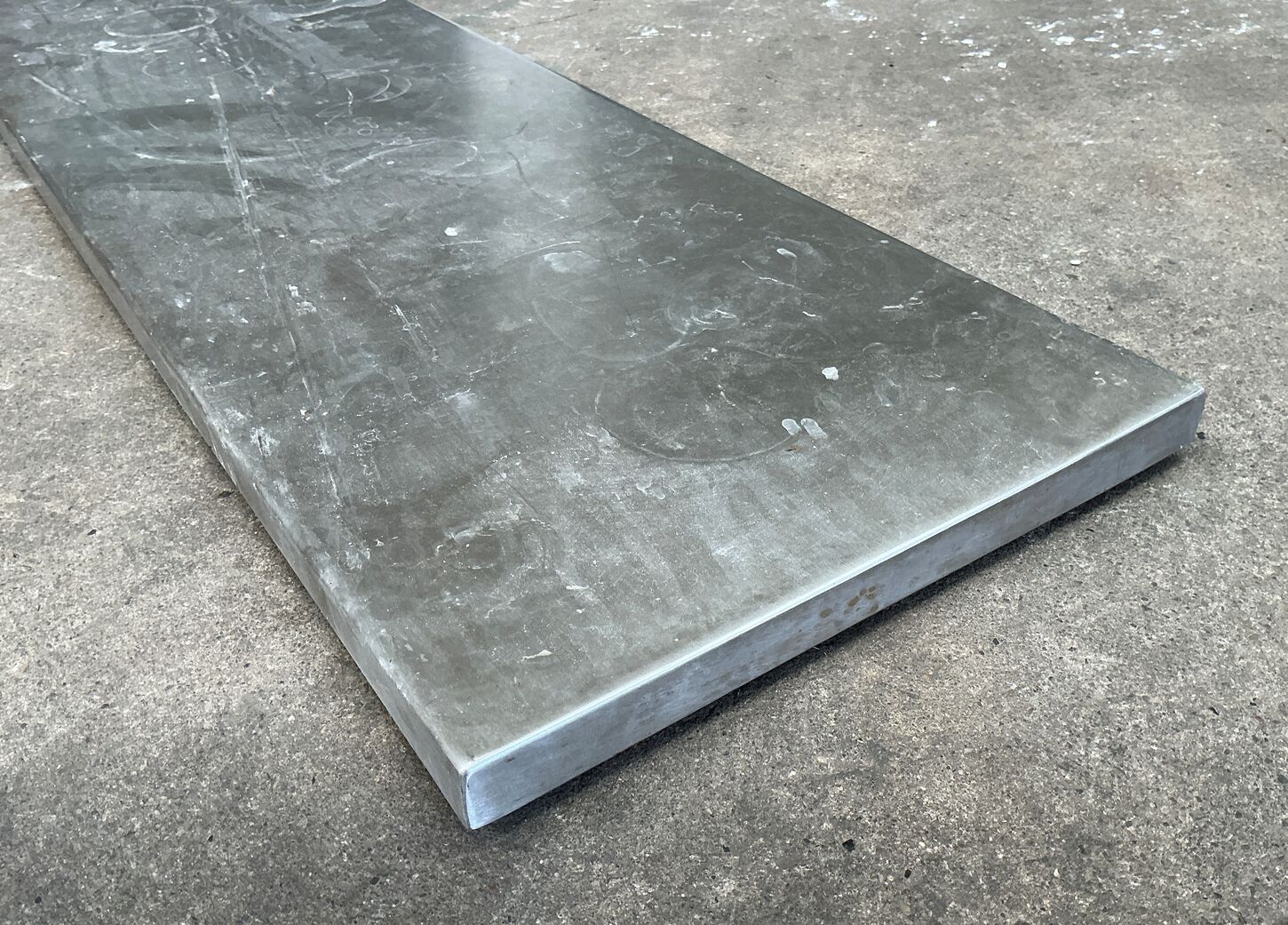 Stålplade hylder 30 x 235 cm