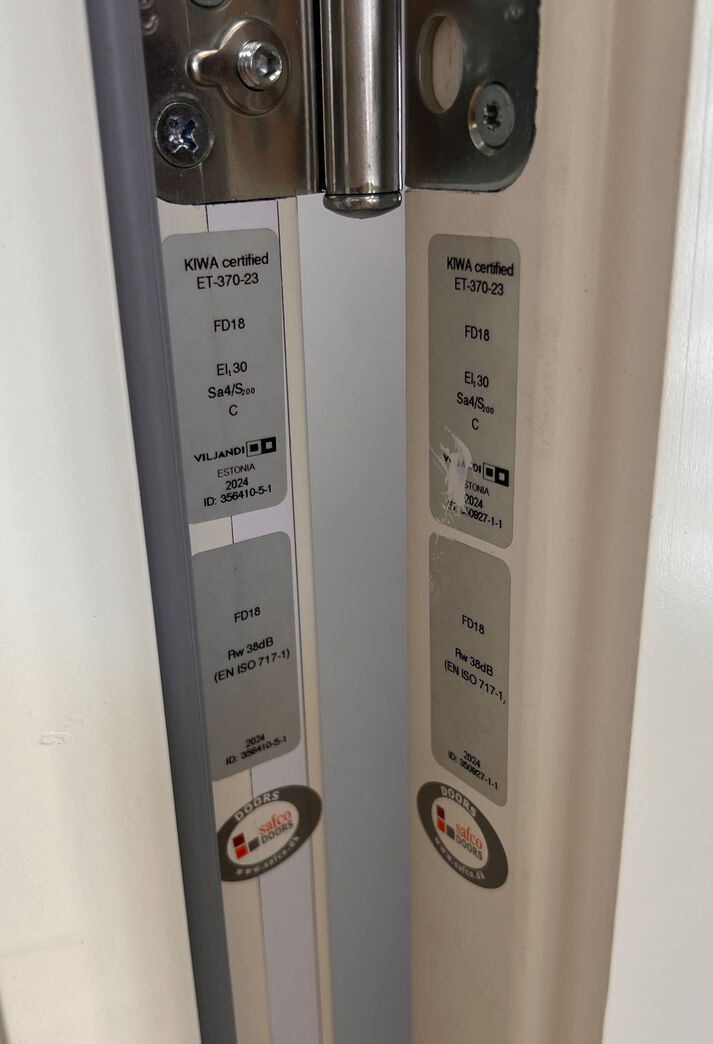 Lav brand/lyddør BD 30/ 38 dB M8