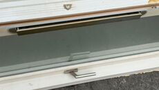 Termovindue med matteret glas