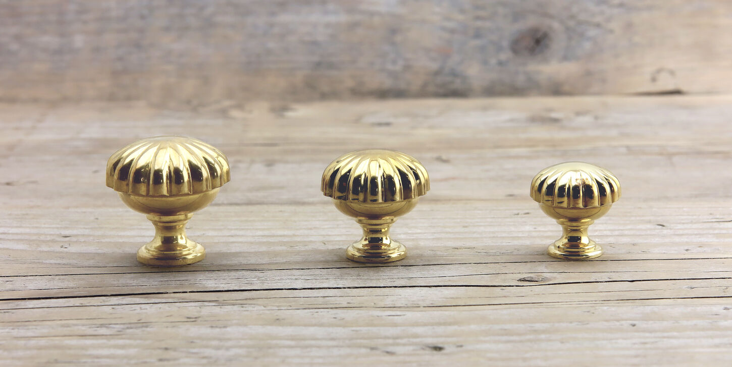 25 mm - Møbelknop i messing