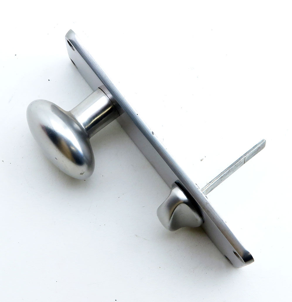 Langskilt med fast knop og vrider