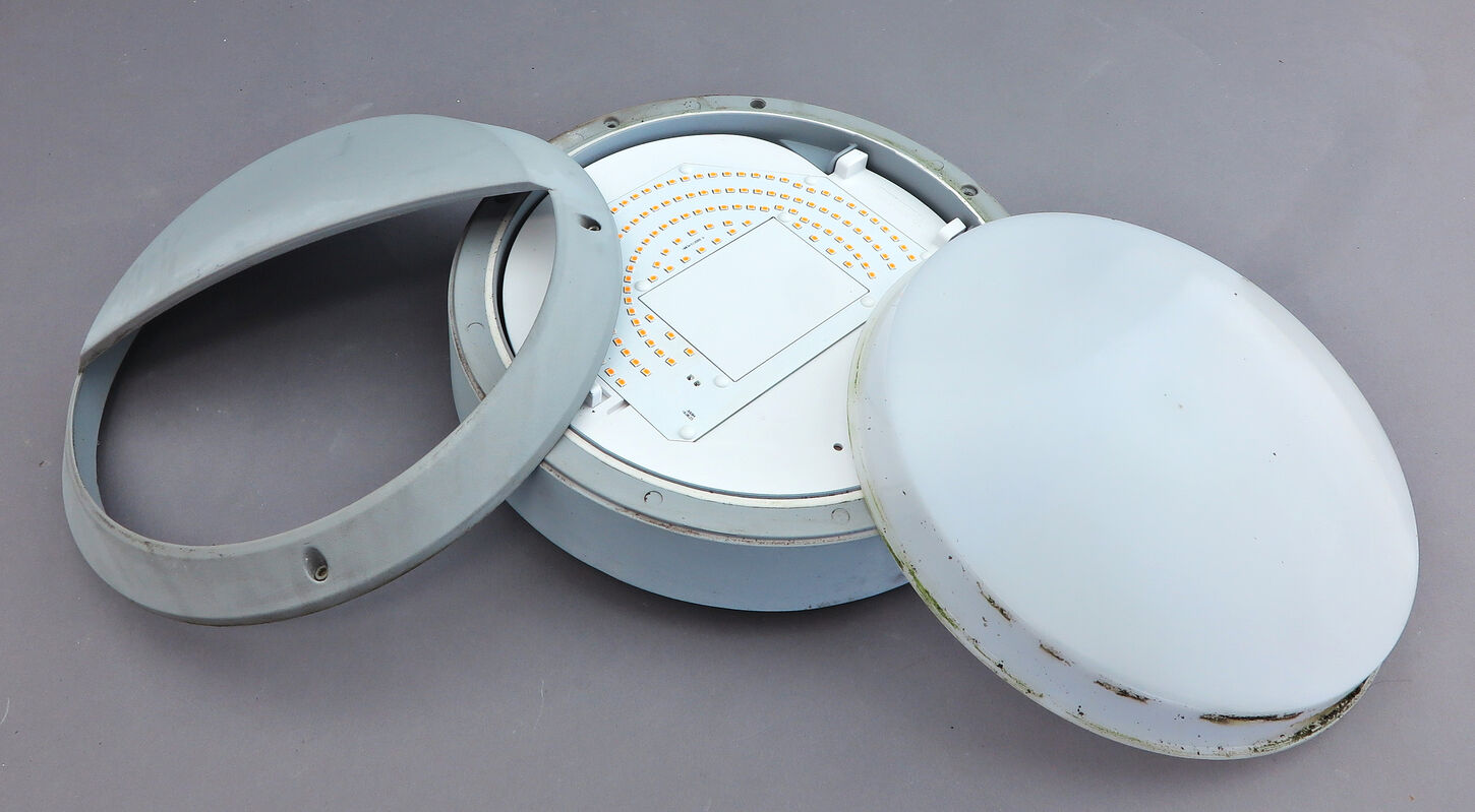 Seattle Halvmåne - LED lampe Ø 26cm Seattle Halvmåne - LED lampe Ø 26cm