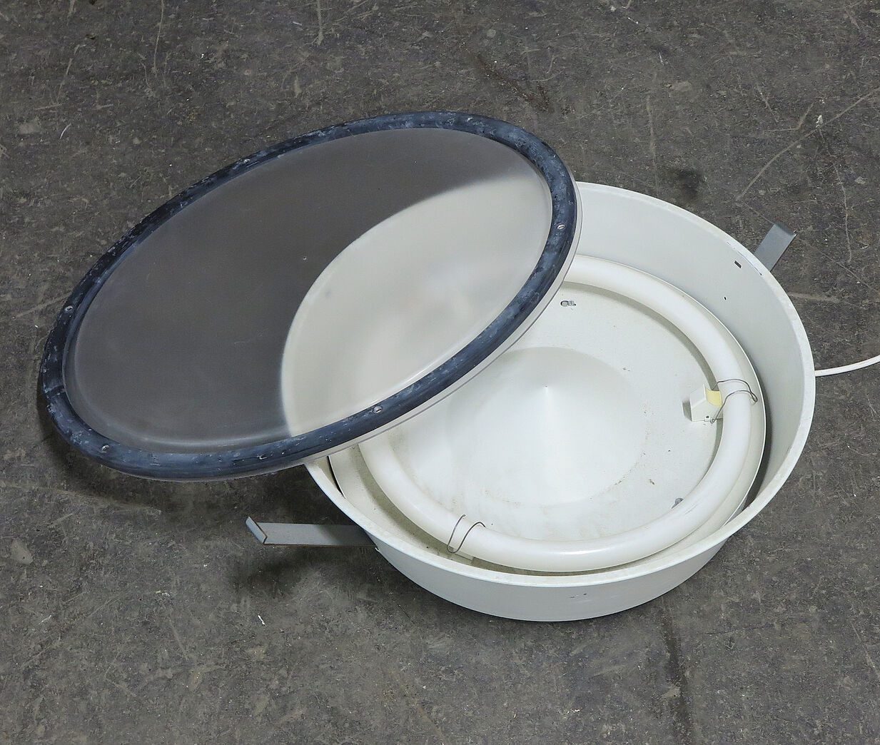 Munkegaardslampe Ø 58 cm m/plexiskærm