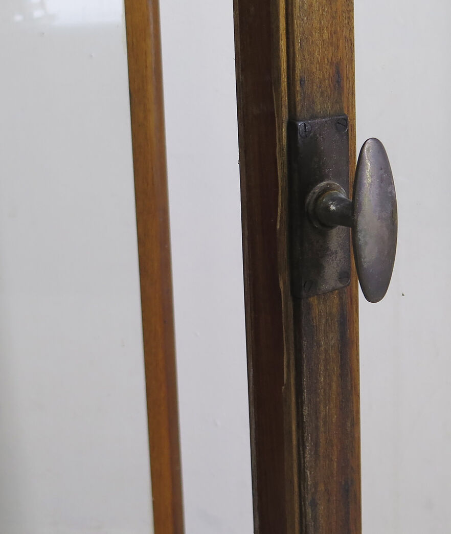 Teakvindue i fire fag