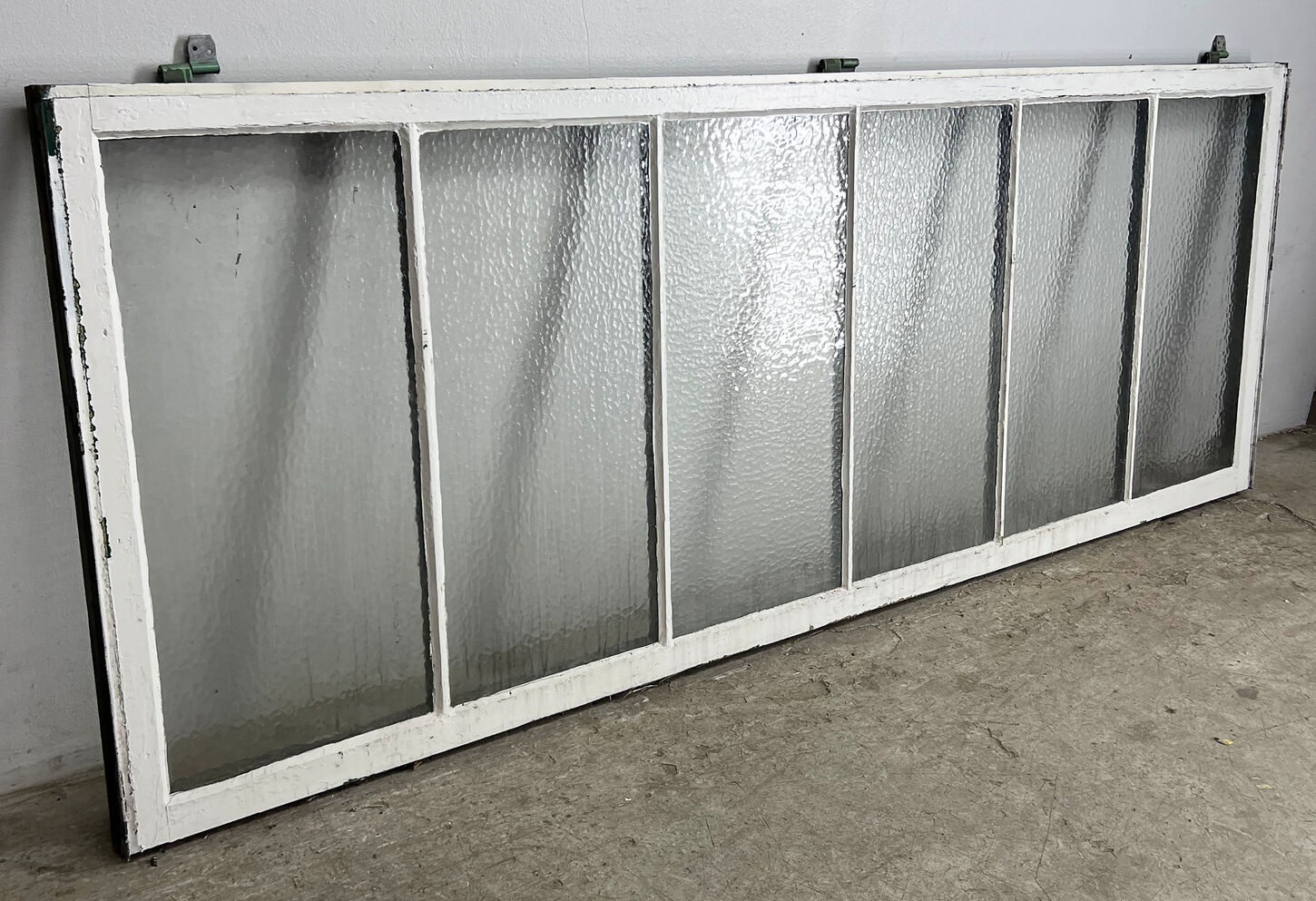 Kæmpe vinduesramme fra 