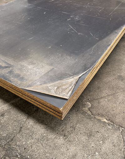 Sortlamineret spånplade 5 stk.