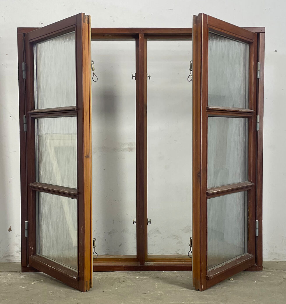 Termovindue med sprosser og matteret glas