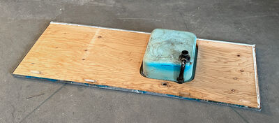 Stålbordplade med vask i højre side