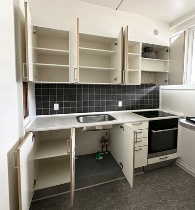 Brugt HTH Køkken med ovn.