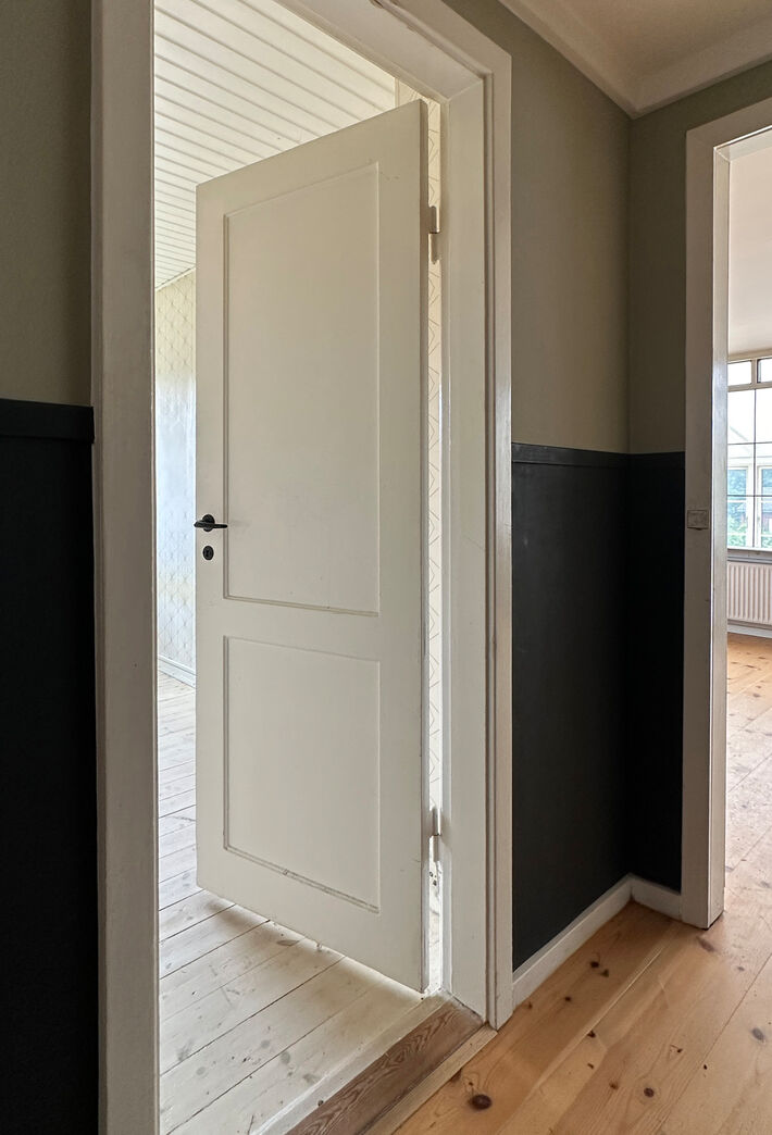 Fyldningsdør 76 cm med karm vh