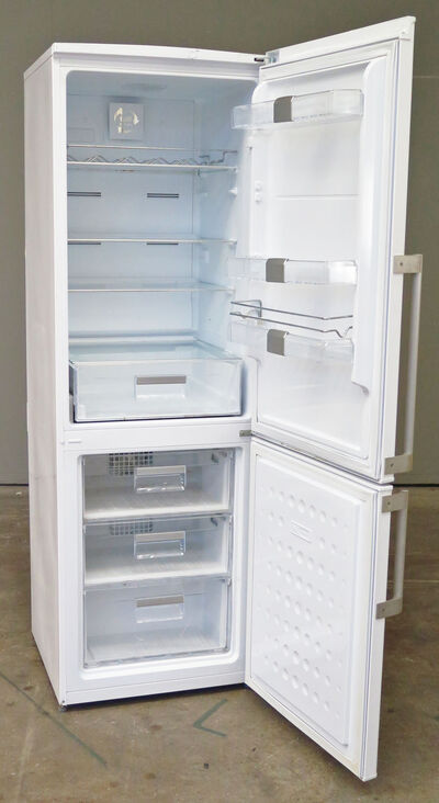 Gram køle/fryseskab