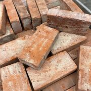 Håndstrøgne brugt mursten