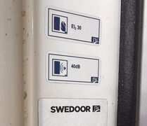 El30/dB40 brand- lyddør M10