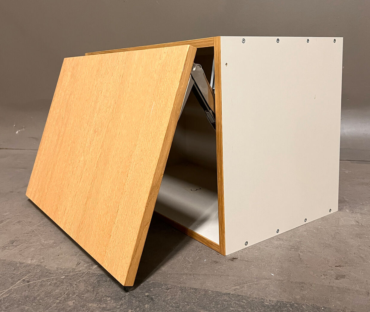 Skab 64,5 x 42,5 x 40 cm