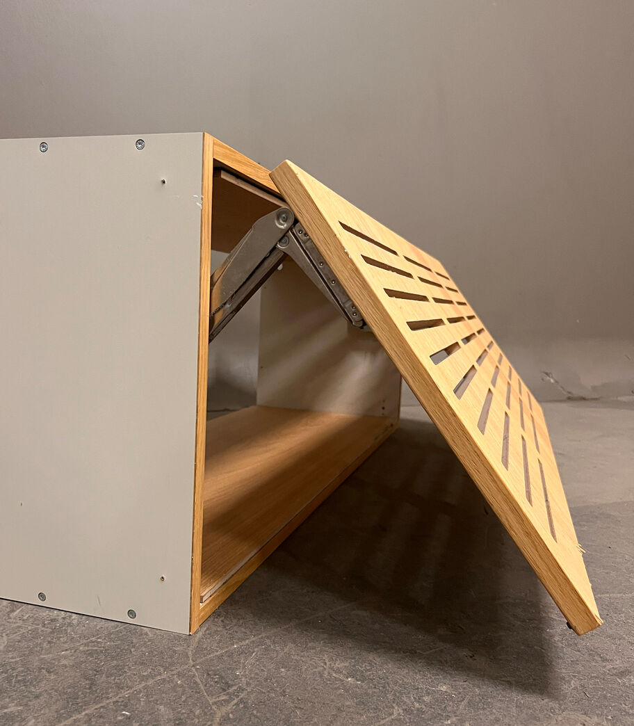 Skab - 120 x 43 x 40 cm