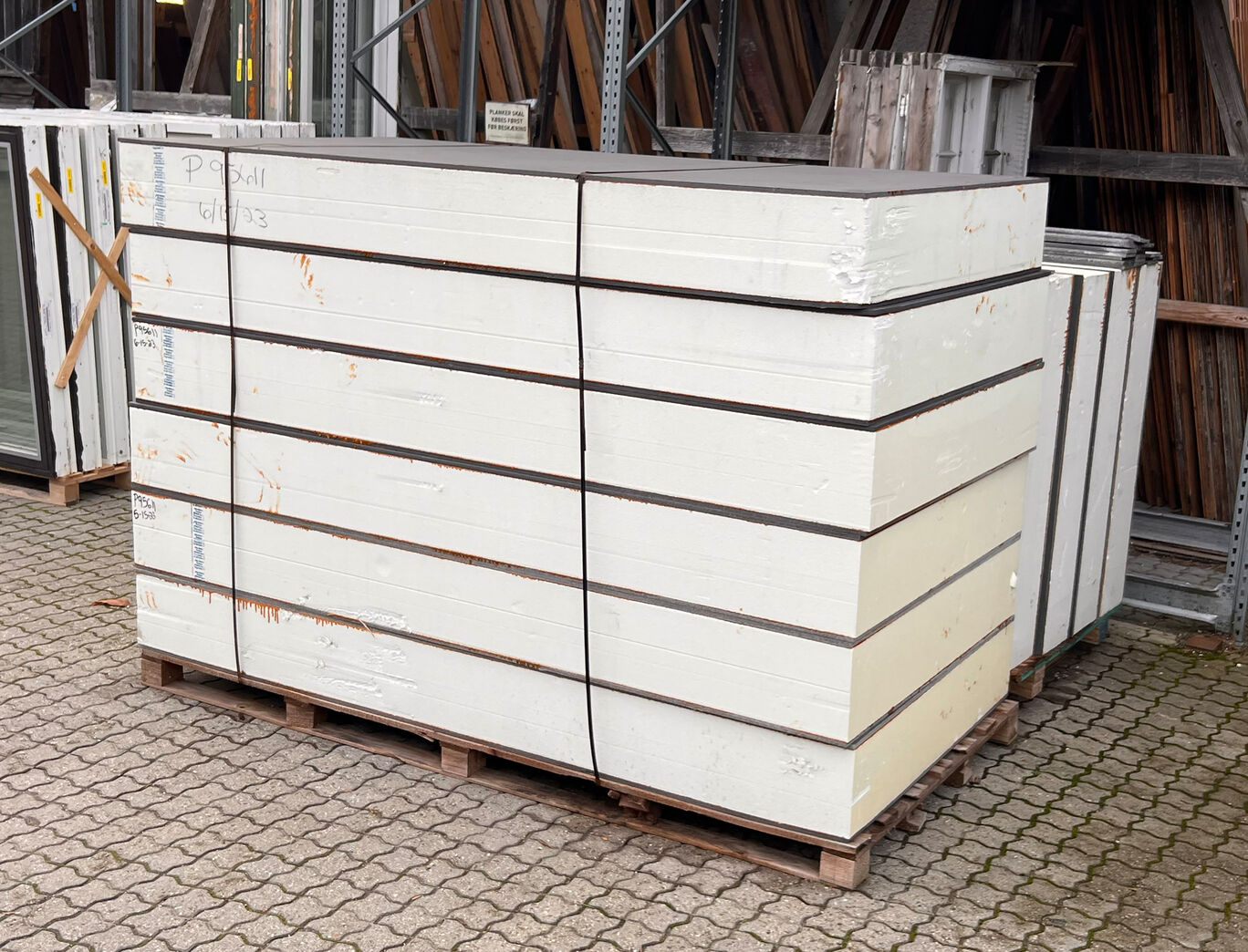 Isoleret byggeplade 122 x 244 cm