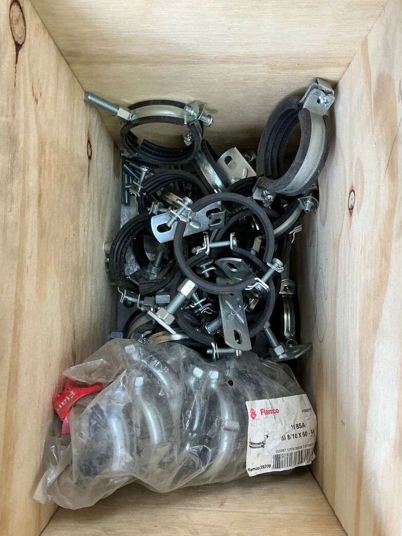 Rørbøjler m/gummiindlæg og afstandsholder Ø 80 mm