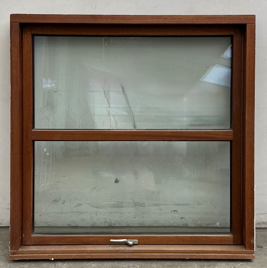 Energivindue i mahogni