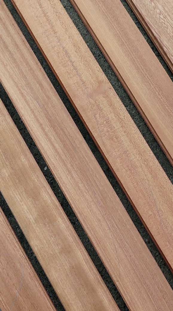 Mahogni 30x68x910 mm