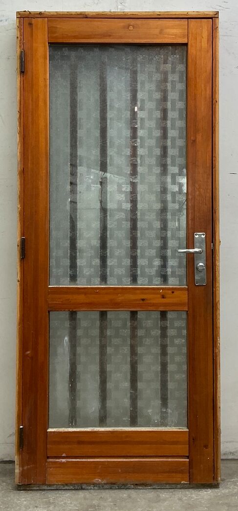 Yderdør med matteret glas