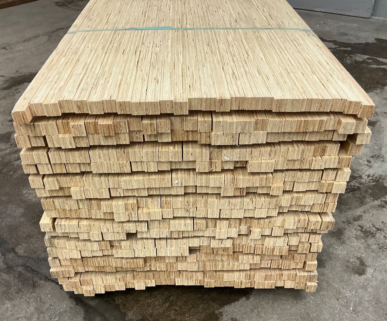 425 stk Kerto gulvstrøer 3,9x4 cm samlet parti