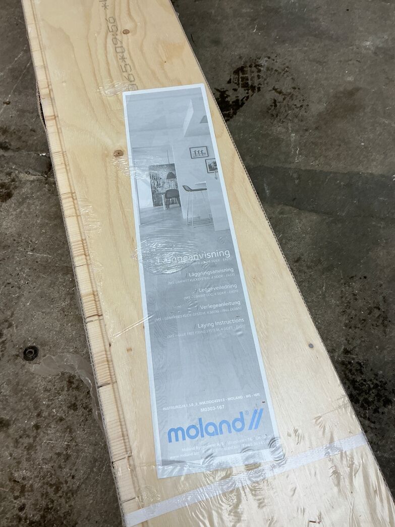 Molan gulv,  ask hvid matlak 9,5 m2