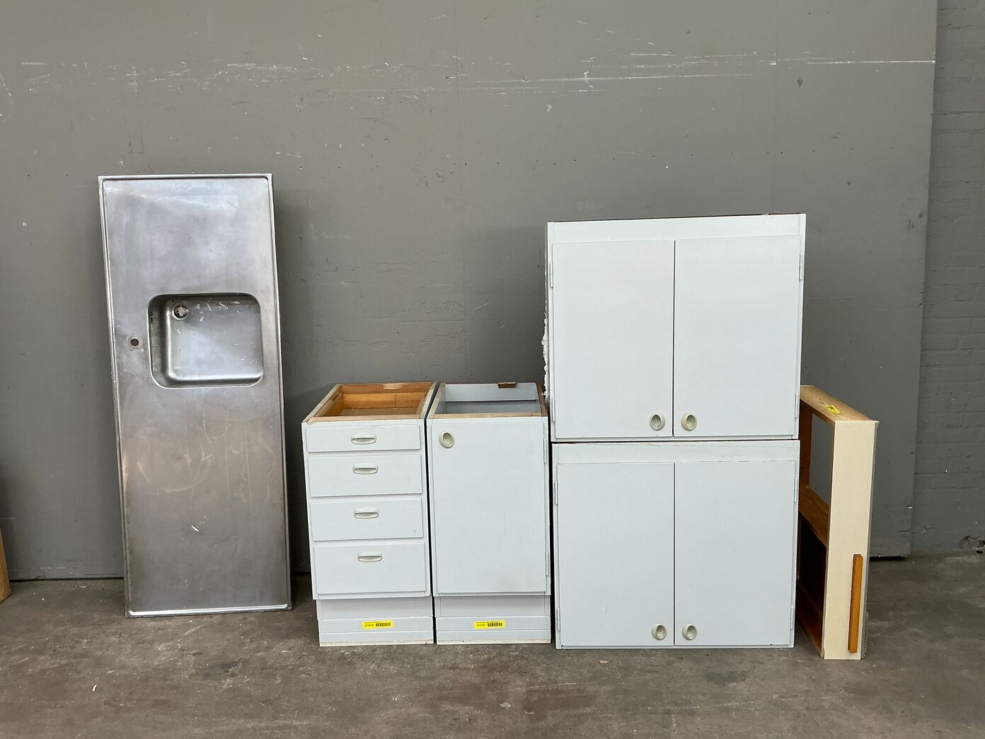 Komplet 60'er køkken, malet