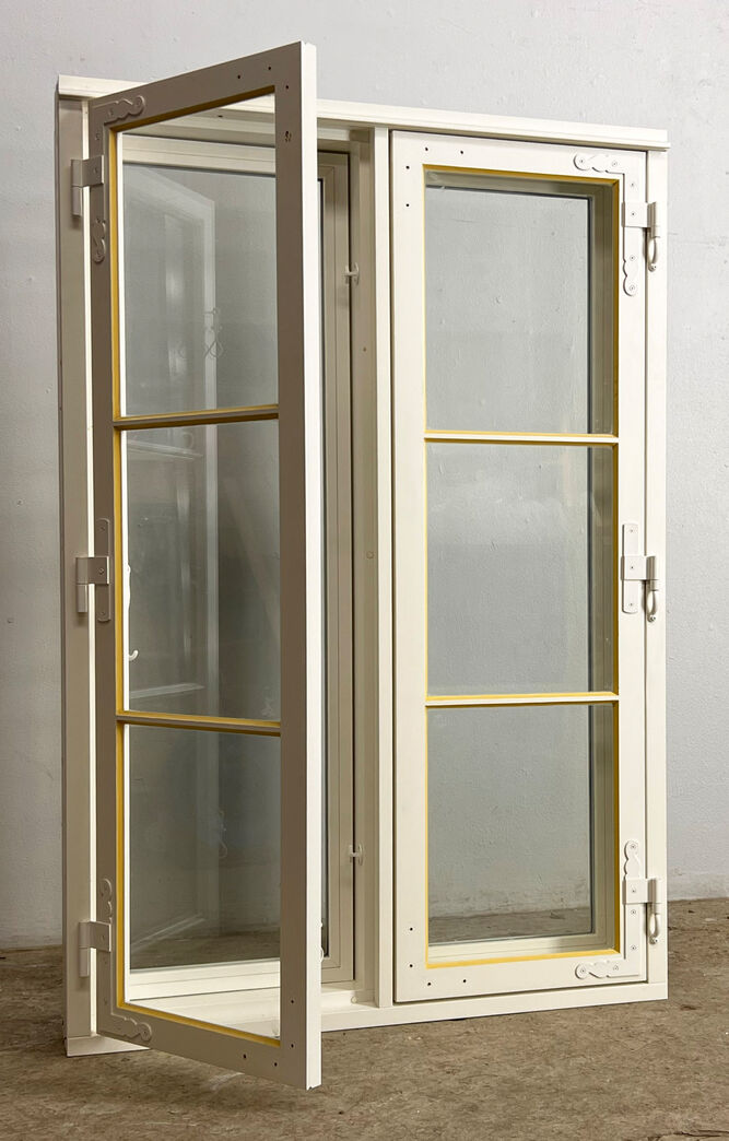 Bøjsø vindue med forsats