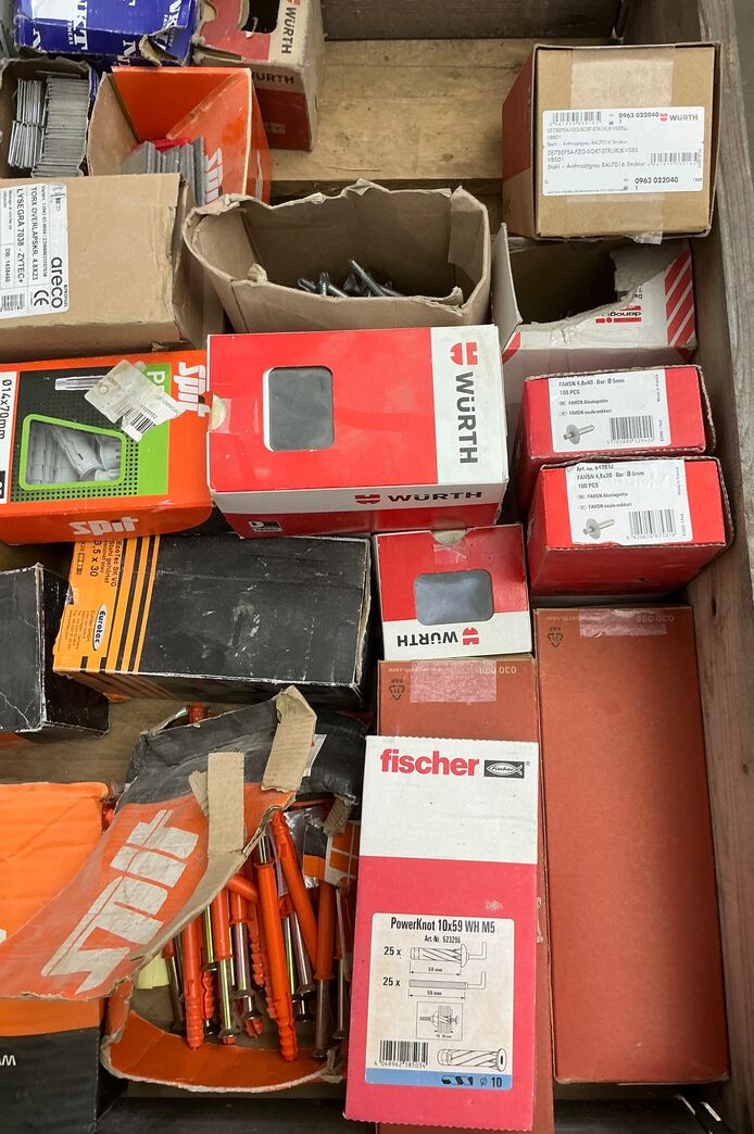 SPIT og selvskærende skruer