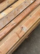 Brugte gulvbrædder i fyr, 14 m2, 8,9 cm