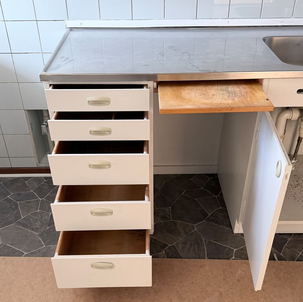 Komplet 60'er køkken, malet