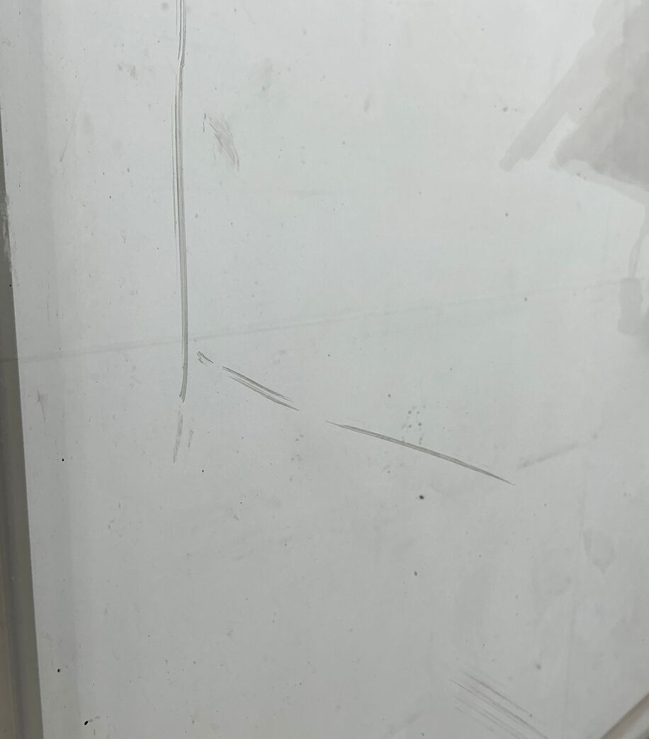 Terrassedør med karm hh. fra 22 / med ridse i glasset